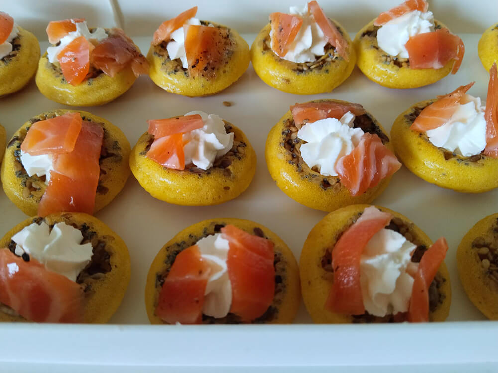 savarin1 🍽️ Bûche pomme-caramel et délices salés pour le dernier atelier cuisine de l’année