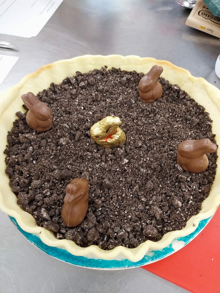 troupadours-paques-2026-2-768x1024 Atelier cuisine, les Troup’Adours préparent Pâques